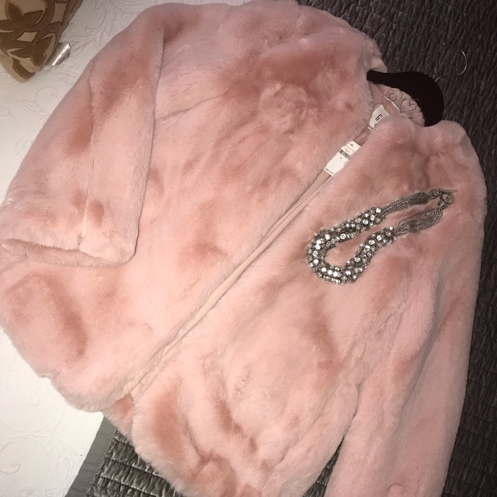 GAP Faux Fur Coat (Small) NWT